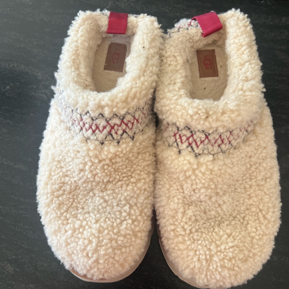 UGG Tazz Slipper